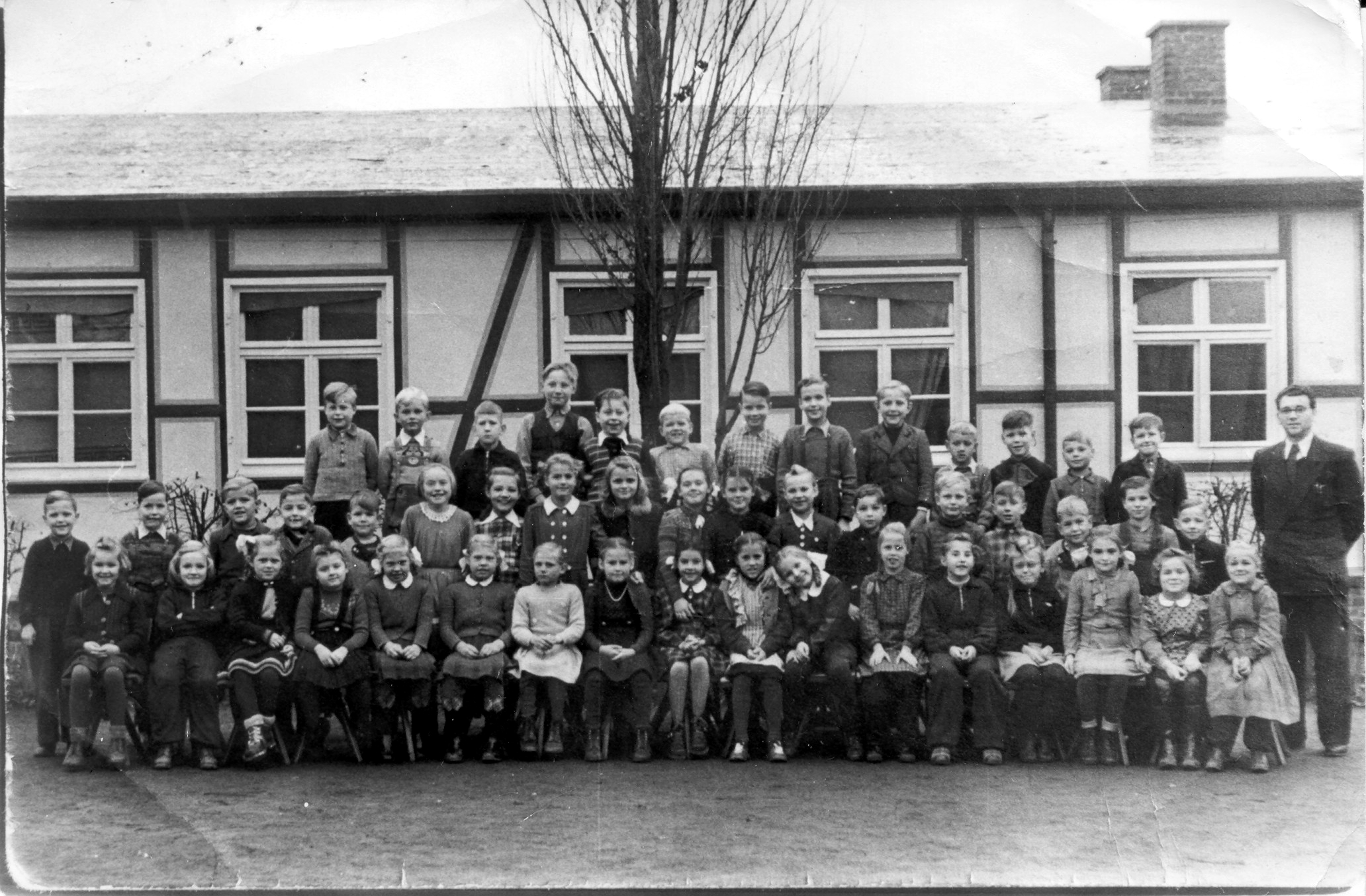 1. bis 3. Klasse 1951 in Trutzhain